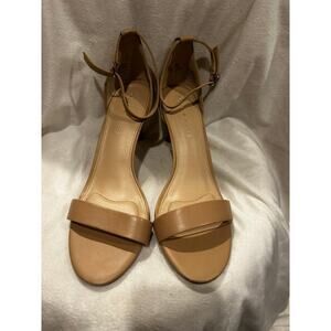 size 10 Kelly & Katie nude heels